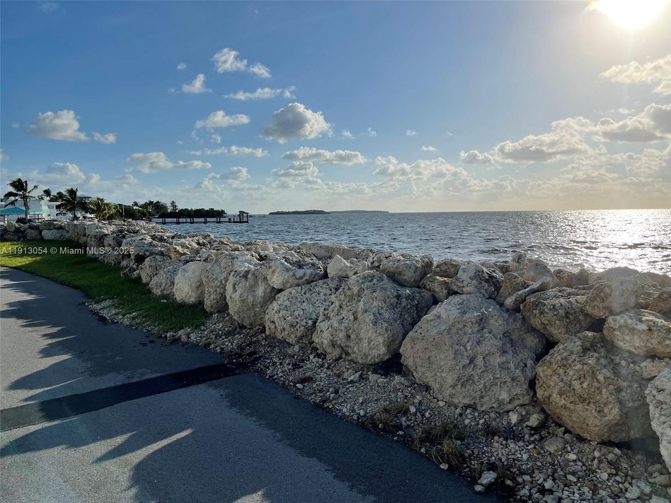 На продажу: $990,000 (3 спален, 2 ванн, 1804 Квадратных фут)