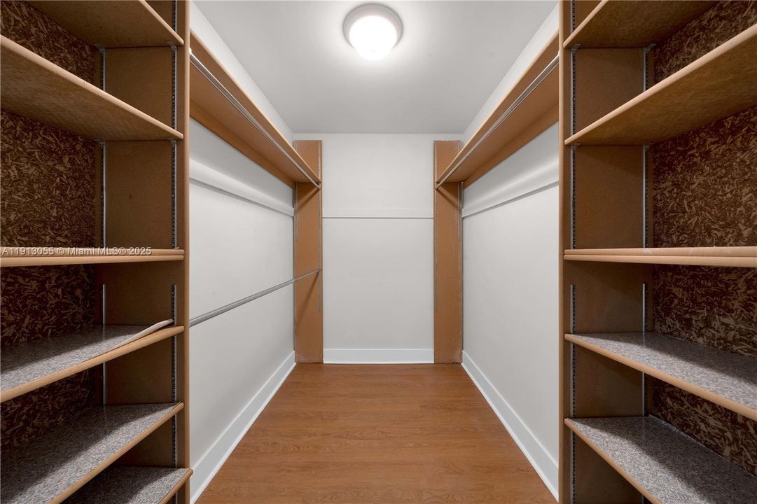 For Rent: $6,500 (2 beds, 2 baths, 1782 Square Feet)