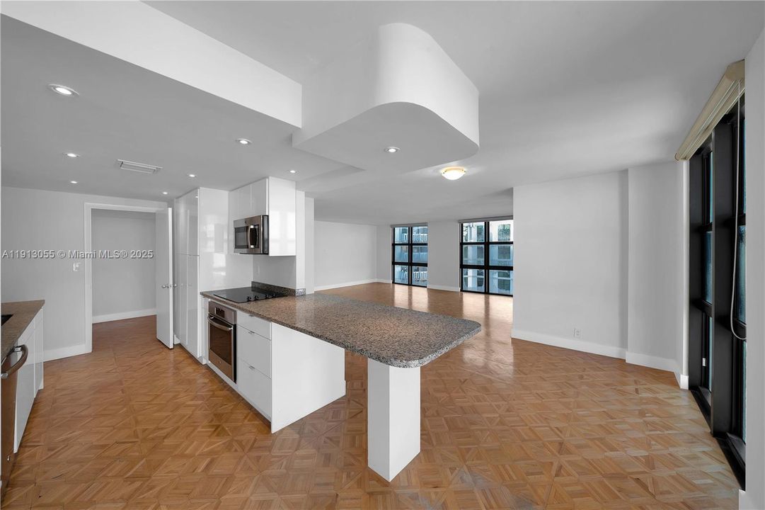 For Rent: $6,500 (2 beds, 2 baths, 1782 Square Feet)