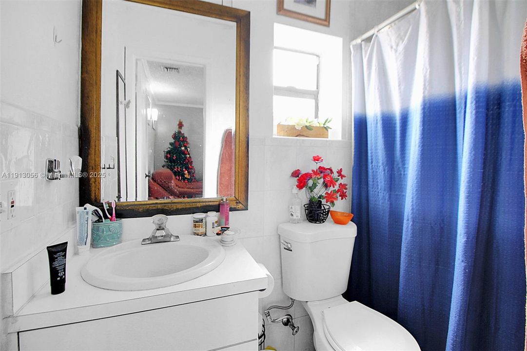 For Sale: $665,000 (4 beds, 3 baths, 2435 Square Feet)