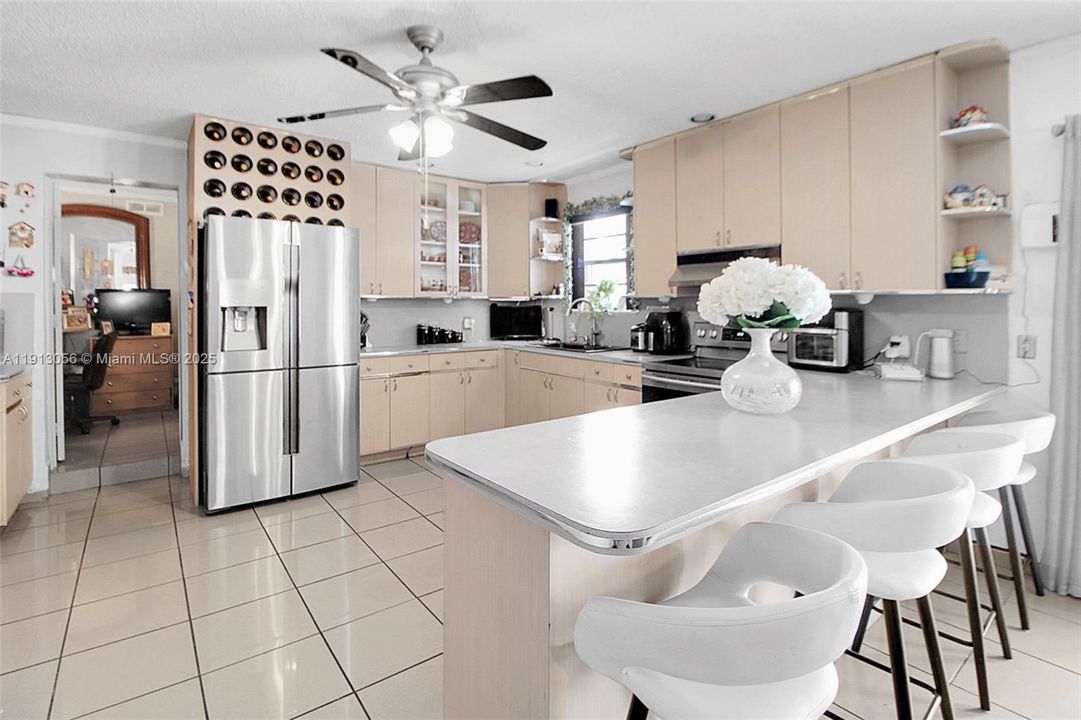 For Sale: $665,000 (4 beds, 3 baths, 2435 Square Feet)