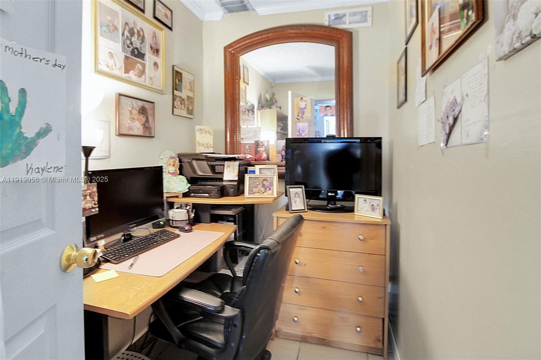 For Sale: $665,000 (4 beds, 3 baths, 2435 Square Feet)