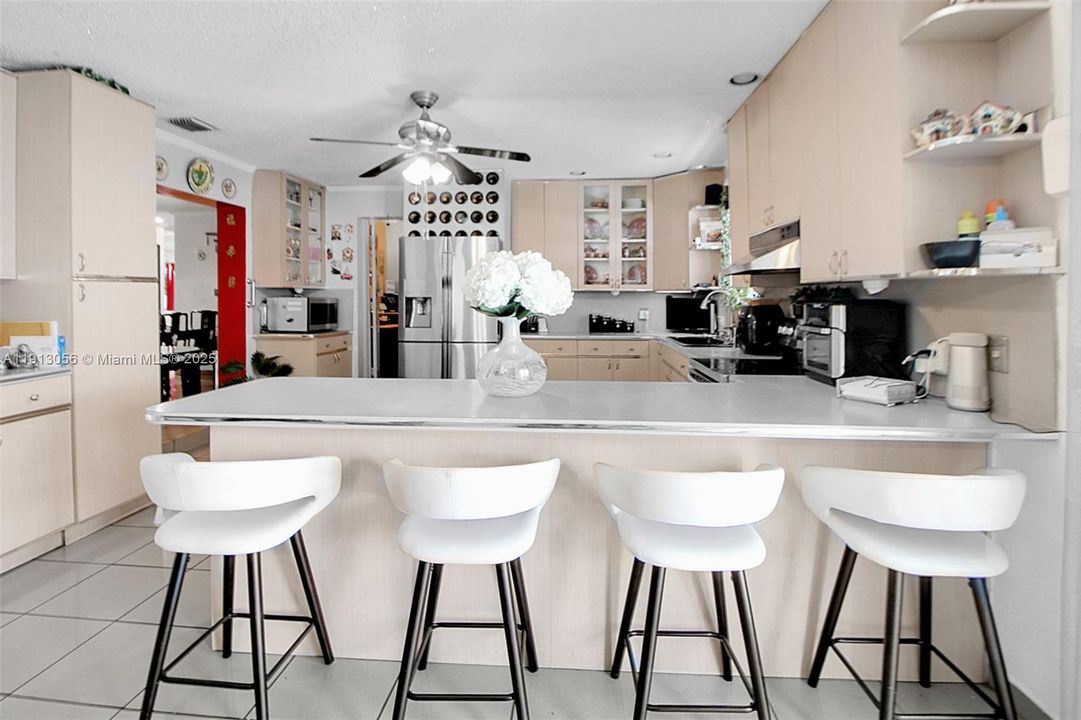 For Sale: $665,000 (4 beds, 3 baths, 2435 Square Feet)