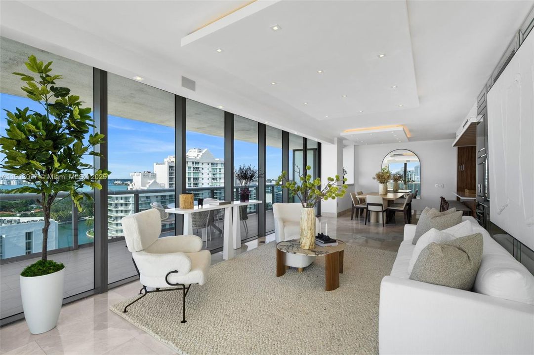 For Sale: $2,499,000 (3 beds, 3 baths, 1742 Square Feet)