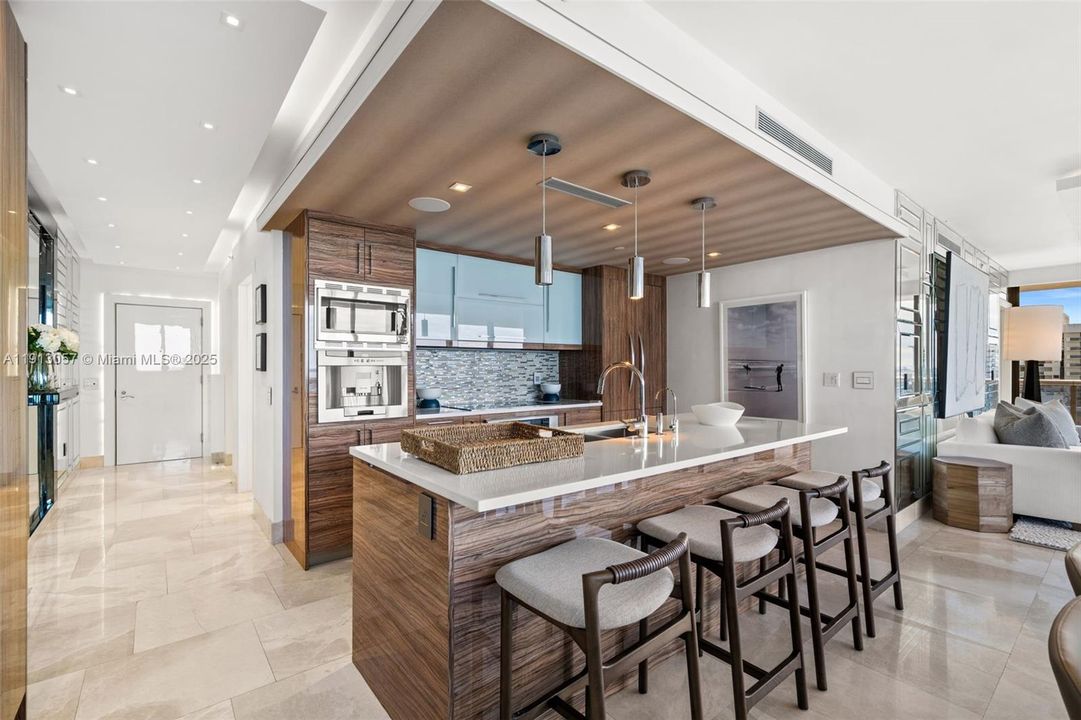 For Sale: $2,499,000 (3 beds, 3 baths, 1742 Square Feet)