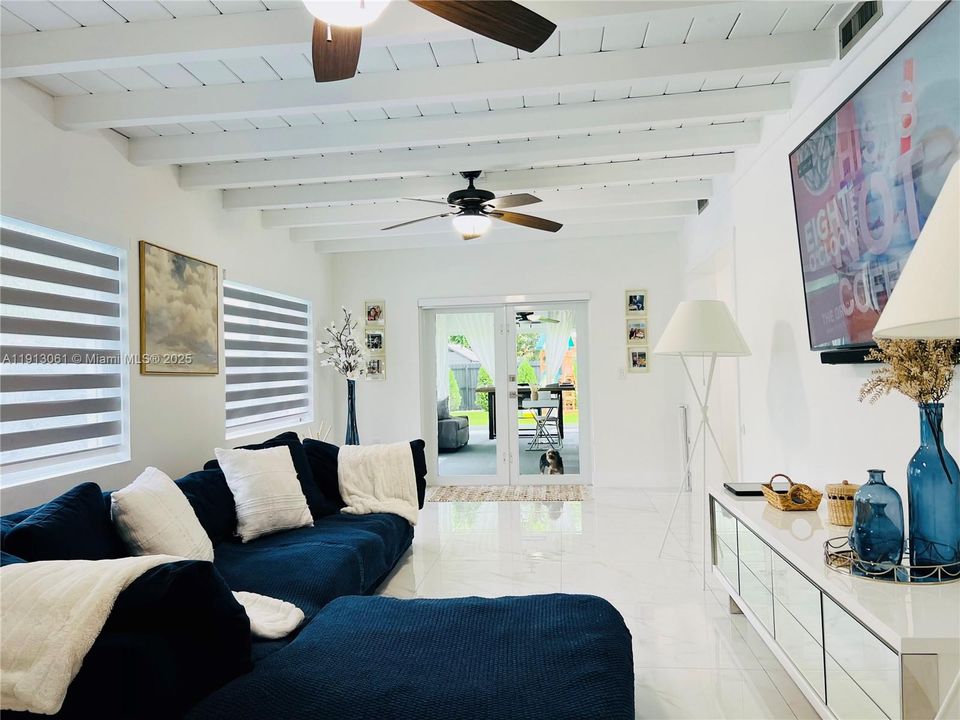 Active With Contract: $965,000 (4 beds, 3 baths, 2314 Square Feet)