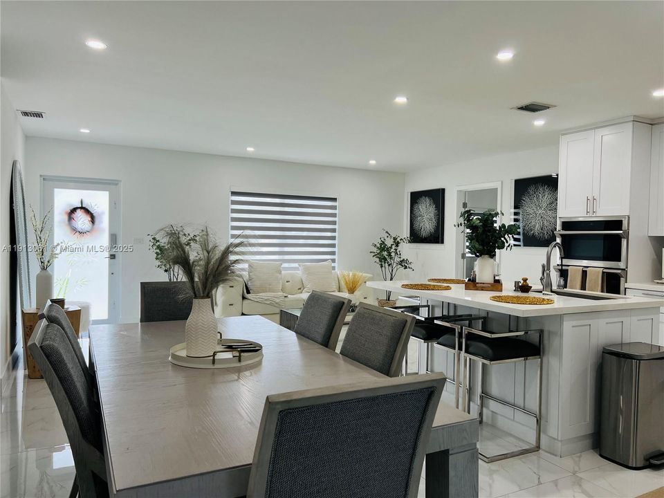 Active With Contract: $965,000 (4 beds, 3 baths, 2314 Square Feet)