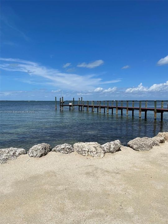 For Rent: $4,900 (3 beds, 2 baths, 1804 Square Feet)