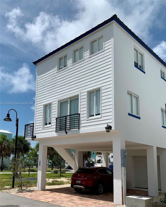 For Rent: $4,900 (3 beds, 2 baths, 1804 Square Feet)