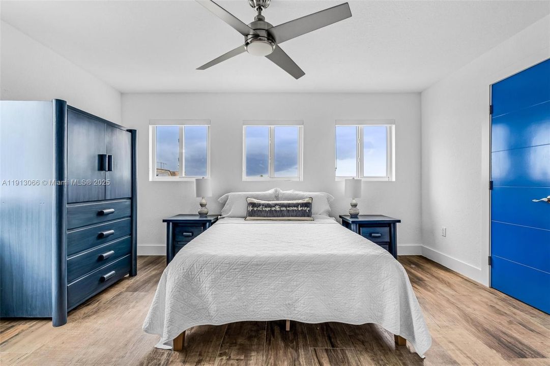 For Rent: $4,900 (3 beds, 2 baths, 1804 Square Feet)