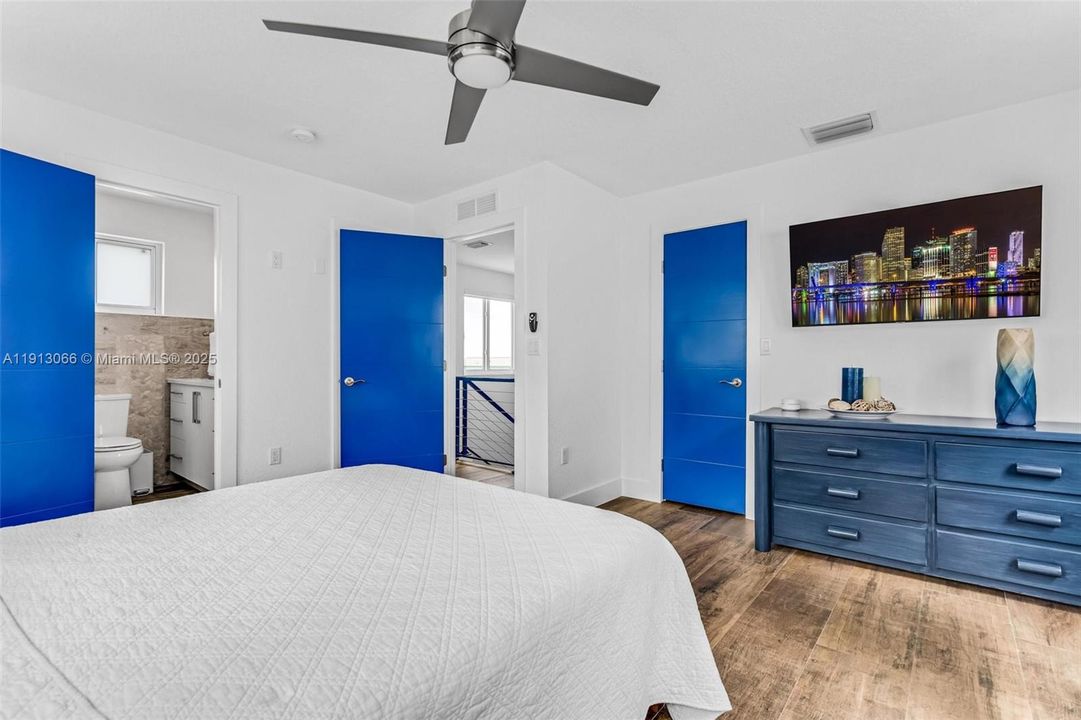 For Rent: $4,900 (3 beds, 2 baths, 1804 Square Feet)