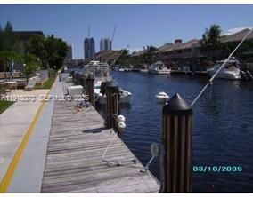 For Sale: $210,000 (2 beds, 2 baths, 1110 Square Feet)