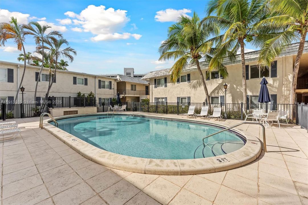 En Venta: $370,000 (2 camas, 1 baños, 813 Pies cuadrados)