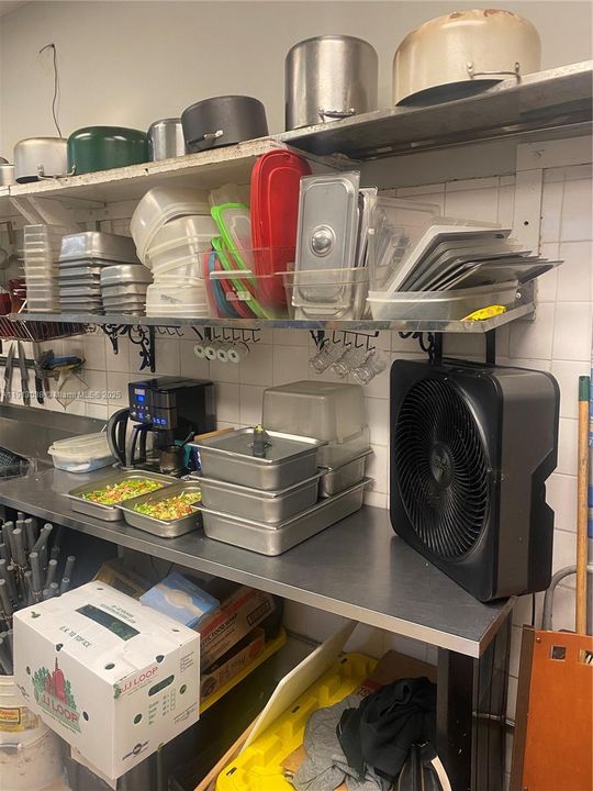 待售: $275,000 (0 贝兹, 0 浴室, 0 平方英尺)