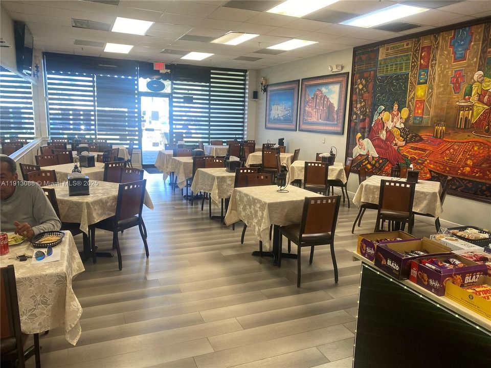 待售: $275,000 (0 贝兹, 0 浴室, 0 平方英尺)