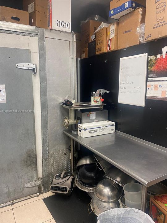 待售: $275,000 (0 贝兹, 0 浴室, 0 平方英尺)