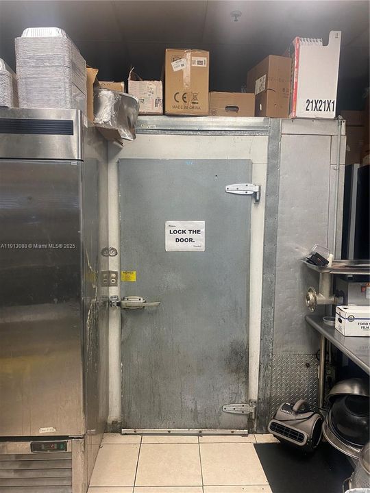 待售: $275,000 (0 贝兹, 0 浴室, 0 平方英尺)