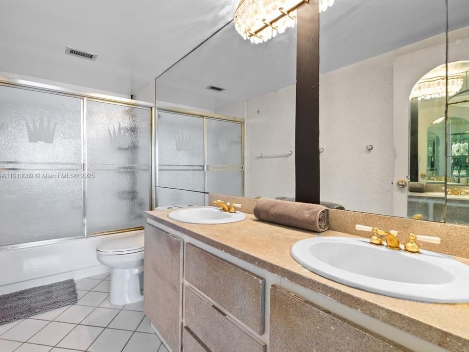 En Venta: $1,550,000 (4 camas, 4 baños, 3070 Pies cuadrados)