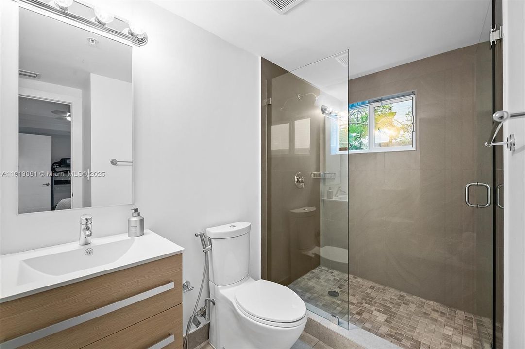 На продажу: $739,000 (2 спален, 2 ванн, 1544 Квадратных фут)