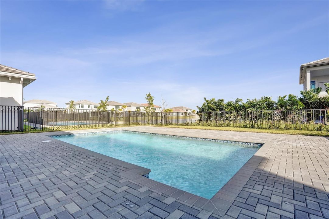 待售: $1,225,000 (2 贝兹, 2 浴室, 0 平方英尺)