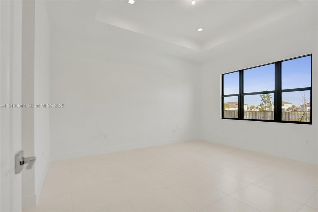 待售: $1,225,000 (2 贝兹, 2 浴室, 0 平方英尺)