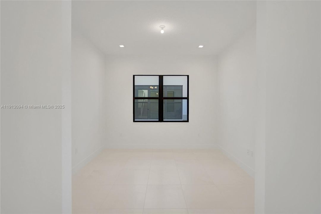 待售: $1,225,000 (2 贝兹, 2 浴室, 0 平方英尺)