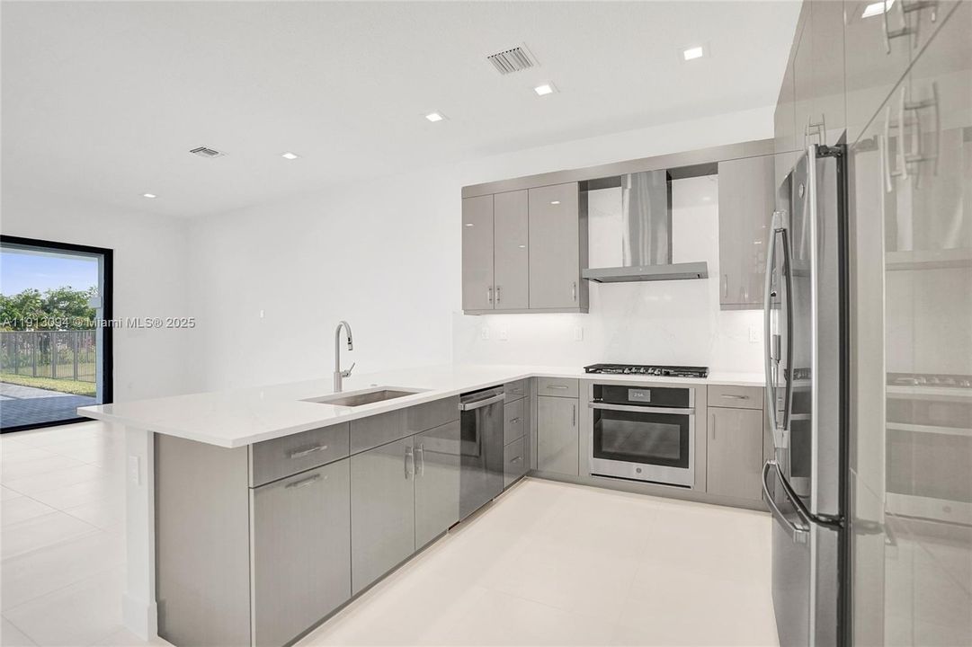 待售: $1,225,000 (2 贝兹, 2 浴室, 0 平方英尺)