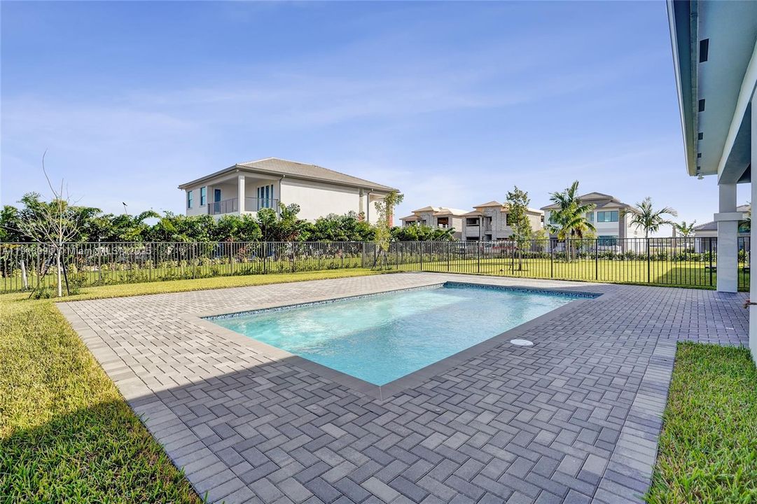 待售: $1,225,000 (2 贝兹, 2 浴室, 0 平方英尺)