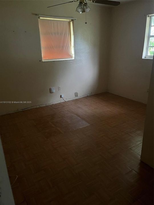 Active With Contract: $299,000 (2 beds, 2 baths, 840 Square Feet)