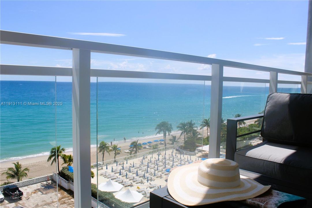 For Rent: $4,900 (2 beds, 2 baths, 1312 Square Feet)