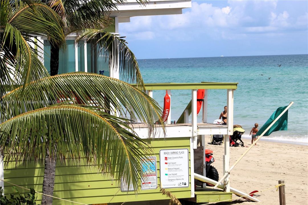 For Rent: $4,900 (2 beds, 2 baths, 1312 Square Feet)