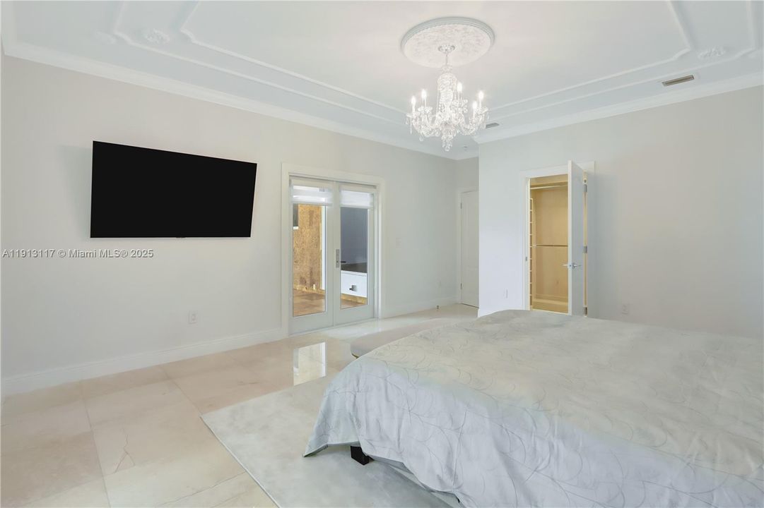 出租: $6,900 (4 贝兹, 3 浴室, 2855 平方英尺)