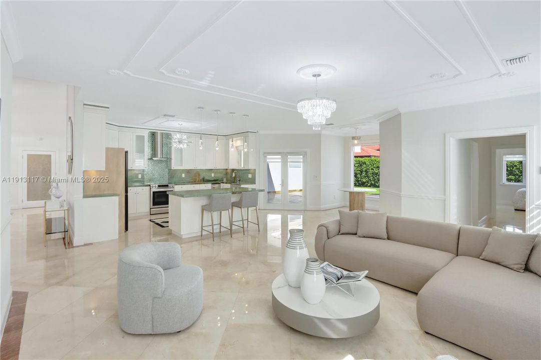 出租: $6,900 (4 贝兹, 3 浴室, 2855 平方英尺)