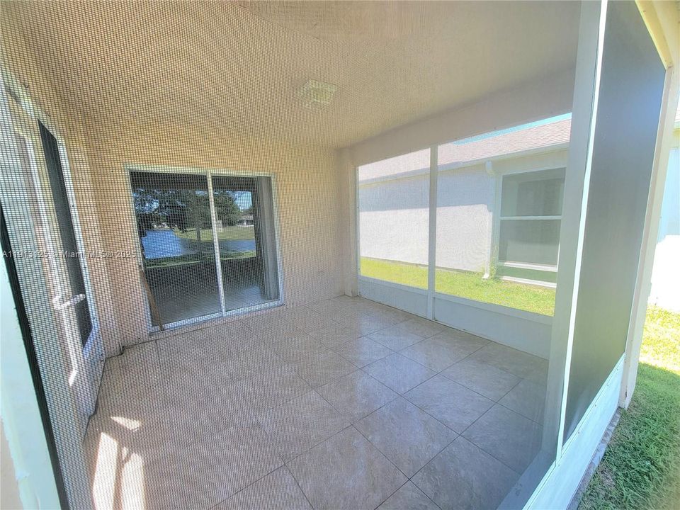 For Sale: $330,000 (4 beds, 2 baths, 1982 Square Feet)