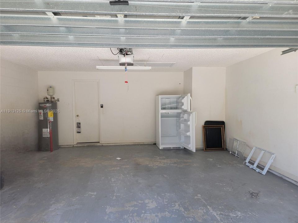 For Sale: $330,000 (4 beds, 2 baths, 1982 Square Feet)