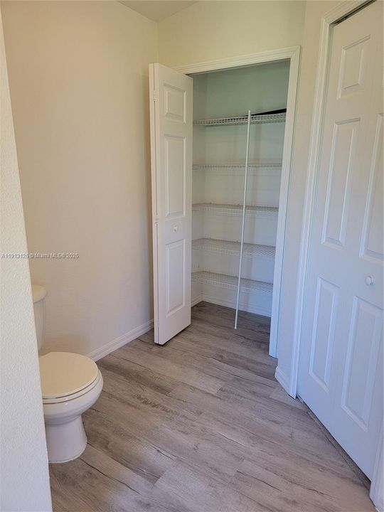 For Sale: $330,000 (4 beds, 2 baths, 1982 Square Feet)