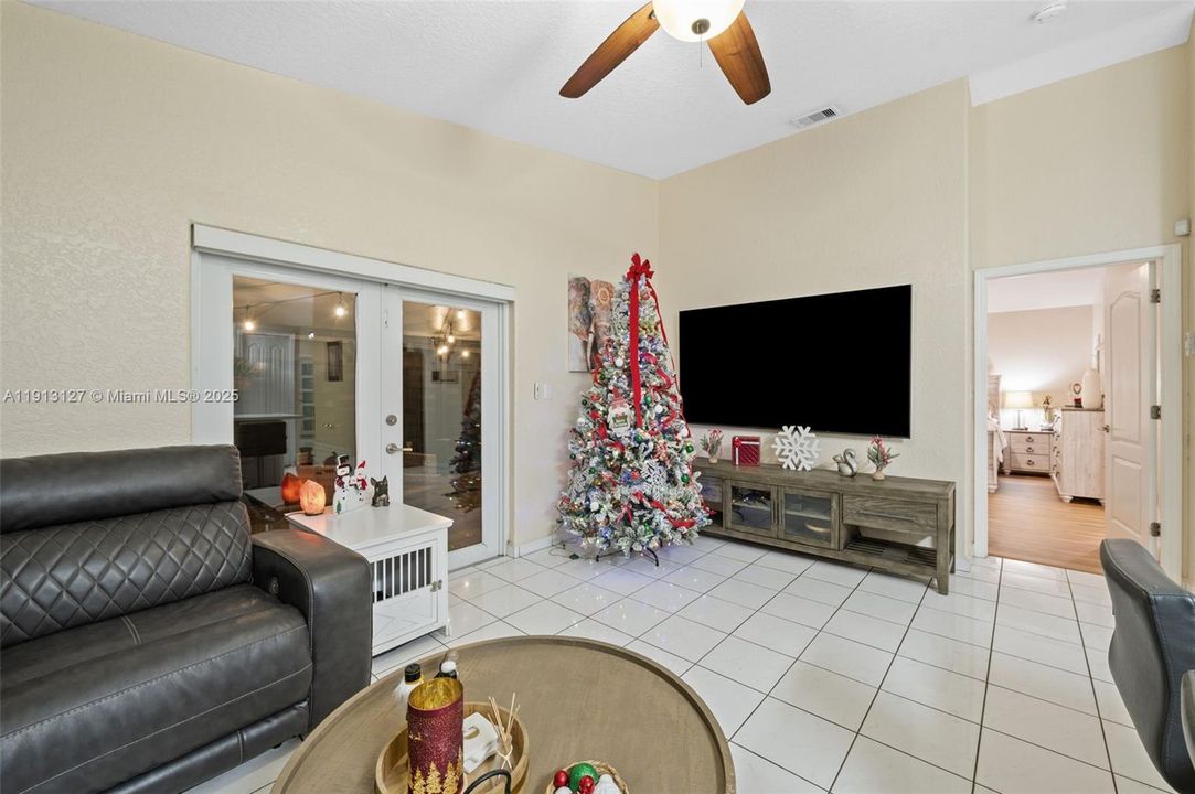 Active With Contract: $589,000 (4 beds, 2 baths, 1610 Square Feet)