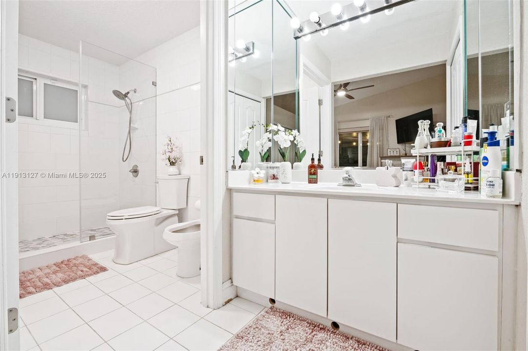 Active With Contract: $589,000 (4 beds, 2 baths, 1610 Square Feet)