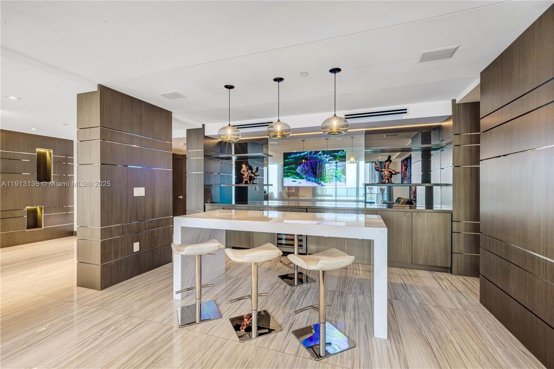 For Sale: $3,890,000 (5 beds, 5 baths, 0 Square Feet)