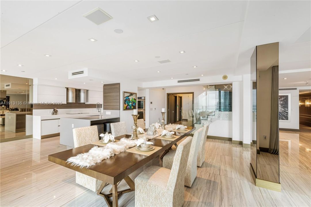 For Sale: $3,890,000 (5 beds, 5 baths, 0 Square Feet)