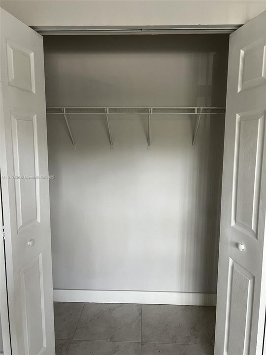 Active With Contract: $2,250 (2 beds, 2 baths, 914 Square Feet)