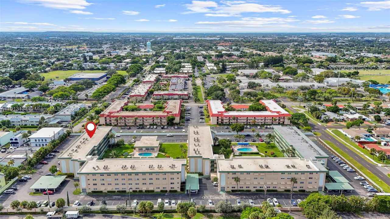 For Sale: $130,000 (1 beds, 1 baths, 800 Square Feet)