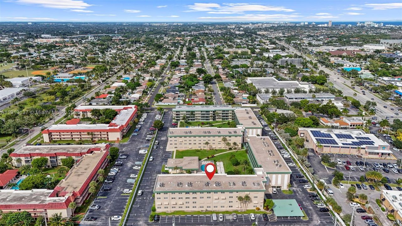 For Sale: $130,000 (1 beds, 1 baths, 800 Square Feet)