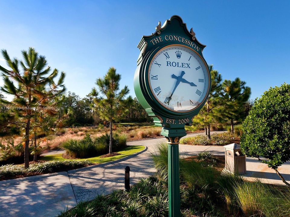 For Sale: $3,290,000 (5 beds, 6 baths, 5161 Square Feet)