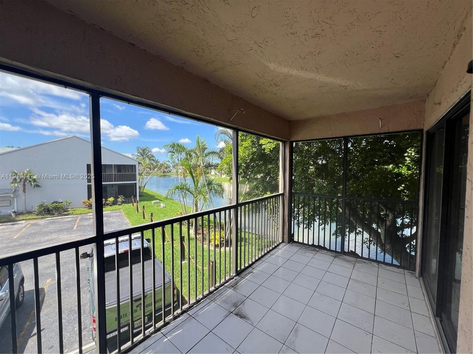 出租: $2,100 (3 贝兹, 2 浴室, 1195 平方英尺)