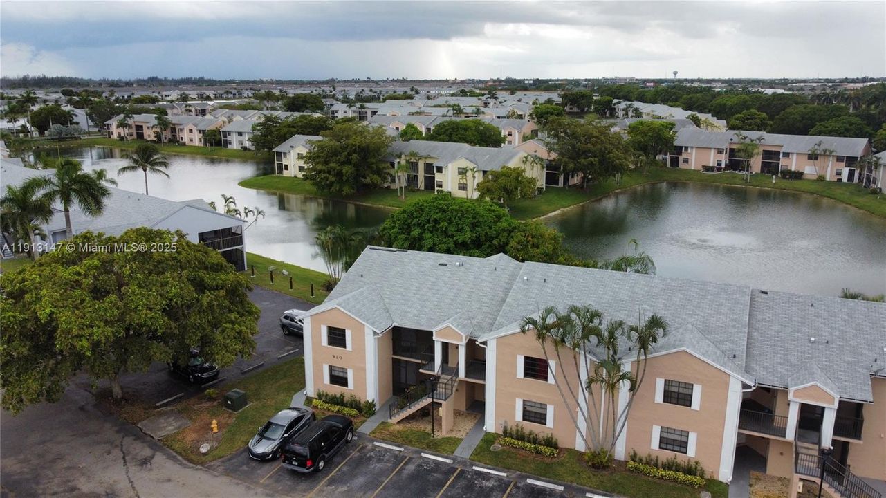 出租: $2,100 (3 贝兹, 2 浴室, 1195 平方英尺)