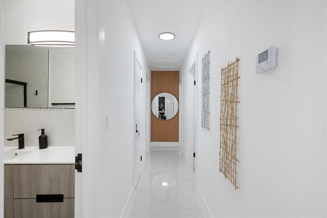 На продажу: $1,249,000 (5 спален, 3 ванн, 2502 Квадратных фут)