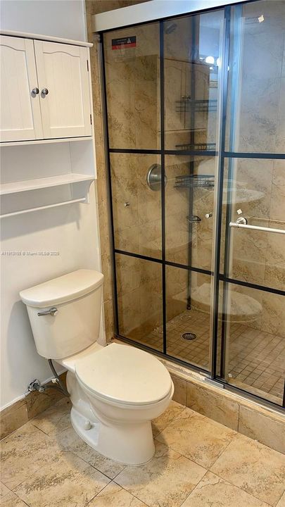 出租: $1,795 (1 贝兹, 1 浴室, 699 平方英尺)