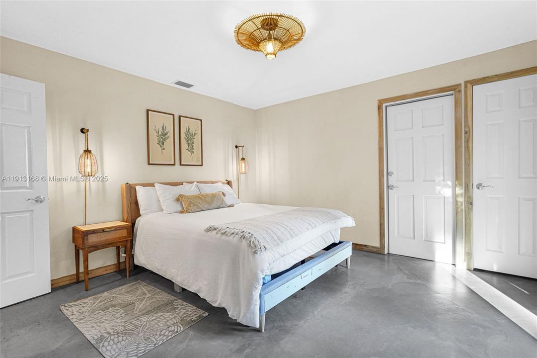 For Sale: $779,000 (3 beds, 2 baths, 1676 Square Feet)