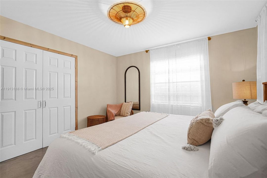 For Sale: $779,000 (3 beds, 2 baths, 1676 Square Feet)